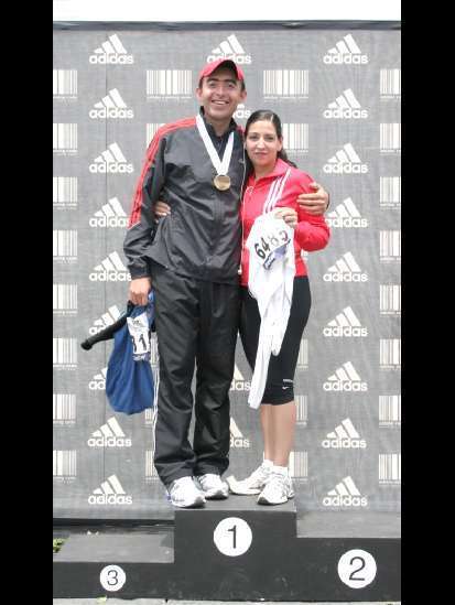 avillarinoz's profile picture. 