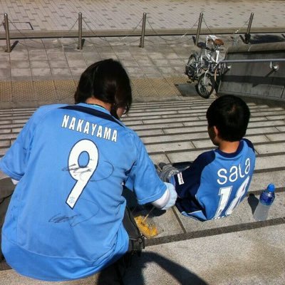 Jubisuke9's profile picture. 横浜在住のジュビサポです。Ｊリーグ始まる前からだから何年だー？😆当時はテレビと雑誌が主だったけど、今は大人になったので、行けるとこまで行くぞー⚽️