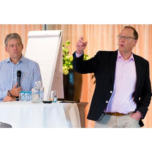 Frans is professor Data-Driven Business Innovation @VU University Amsterdam, specialized in business analytics, big data, AI and new business models.