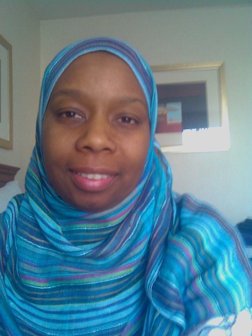 alyssanaim's profile picture. 