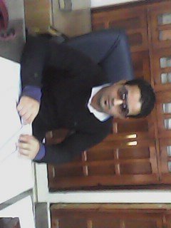 Robvandam0's profile picture. كن عزيزا وإياك أن تنحني فربما لا تأتيك الفرصه لتعيد نفسك مره اخري