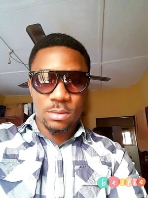 official_uweh's profile picture. 