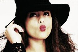 xmaybe_'s profile picture. 