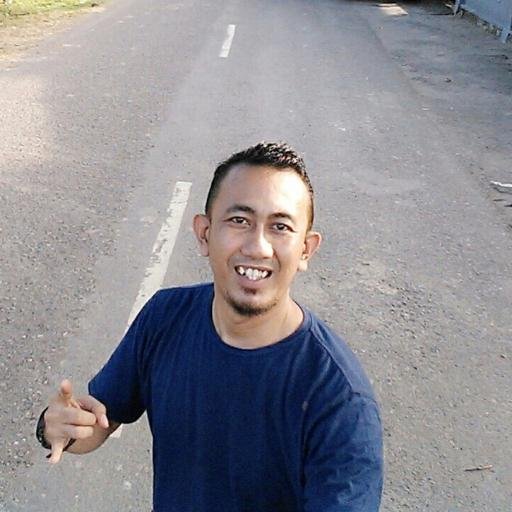 najobhelenk1's profile picture. 