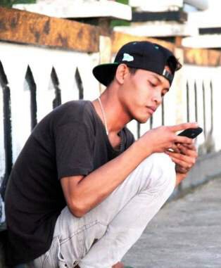 DidikAri_89's profile picture. ONE DAY YOU’LL BE JUST A MEMORY TO SOME PEOPLE DO YO  U R BEST TO BE A GOOD ONE ??  My is BBM 5D0853A1 || instagram didikari_89
Line : D2k_89