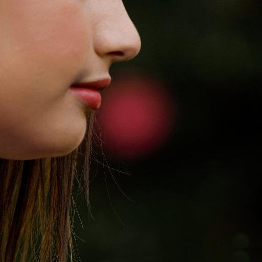 A blog about cosmetics, skincare & fragrance. The nose knows. https://t.co/GiB6kaaaaD Founder @LAJOIE_SKIN