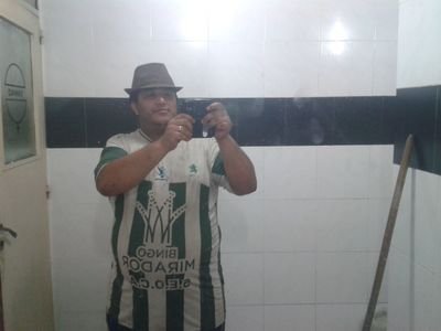 VictorReynaga4's profile picture. 