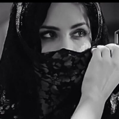 محدن شرالي وناسة خـاطري من حلاله . ومحدن كفو يحاسبني على النقص والـزود.