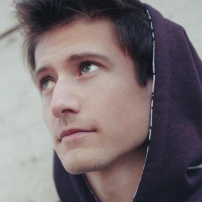 Einfach nur izzi taken das leben , dann hat es einen Sinn zu existieren. ...#idoppelzi
-Ich bin ein SPIELKIND
-Ein FREIDENKER
-rylorianer
-Ungeheuer