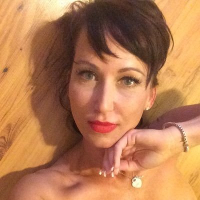 LolaLipp's profile picture. 