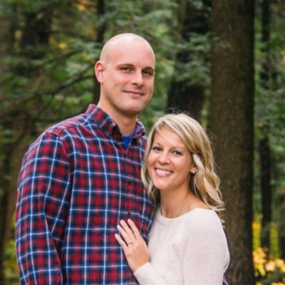 Along843's profile picture. 