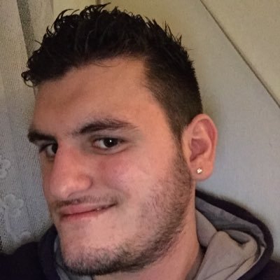 Ro5ar1o92's profile picture. 