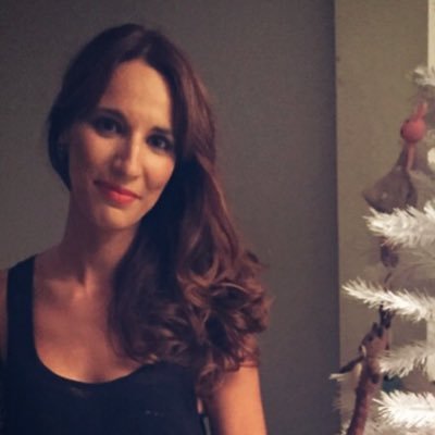 Primero MAMA y además ,salmantina de nacimiento y sevillana de corazón. RRHH . Luchando por las enfermedades raras desde AERSCYL y desde FEDER