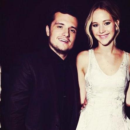 hii!! I love Jennifer Lawrence and Josh Hutcherson. #Joshifer!! And i love The Hunger Games!! #Everlark!! If you follow me and want me to fb just ask!! I will!!