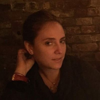 Comunicadora Social | Comunicaciones Corporativas | RRPP | RSE | Social Media | ❤️ RADIO | Marketing Digital | SEO | Diseño Gráfico y WEB