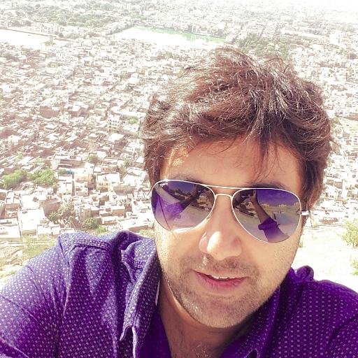 its_me_gourab's profile picture. RESEARCH SCHOLAR AT JADAVPUR UNIVERSITY...
teacher & academician
PHILOSHER
READER ..
TRAVELER..