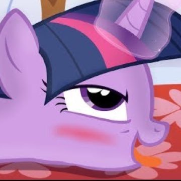 Hiya my names Twilight pleased to meet you! / Submissive/R34 RP 18+/Currently looking for a master.//Cutie Pie : @R34AlienPony66