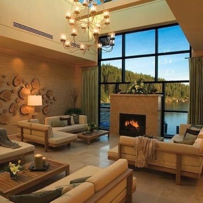 AriAitch's profile picture. I’m a visionary; I see right through your bull....