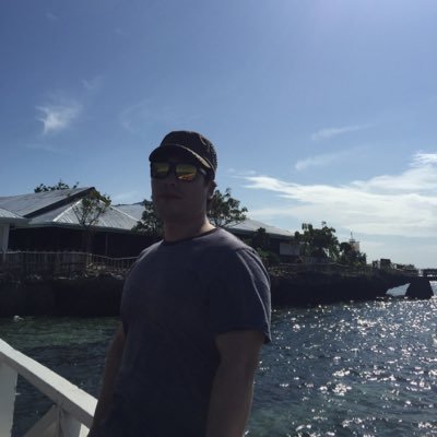 KmWvFe1pgCaedDu's profile picture. 