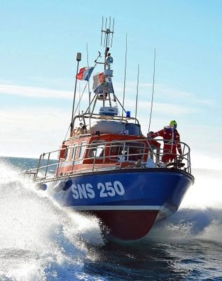 Bienvenue sur le compte officiel de la Station de Sauvetage S.N.S.M. de Palavas-les-Flots. Bénévoles dispo 24/24 365j sur la SNS250.