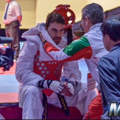 Doble campeón mundial #taekwondo, medallista panamericano y centroamericano #Conferencias #Seminarios #TKD urieladrianooficial@gmail.com