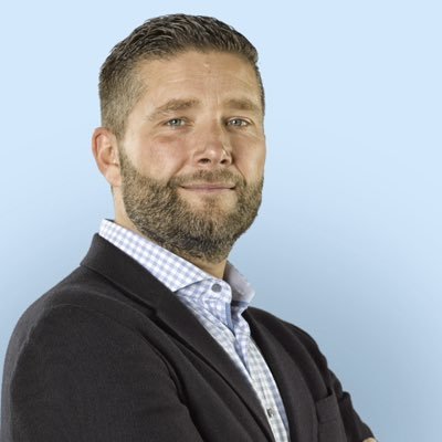 Partner van Mariska en vader van Anna, Fleur en Jolijn. tel. 06-52307929 Eigenaar Jähnig + Ter Braak