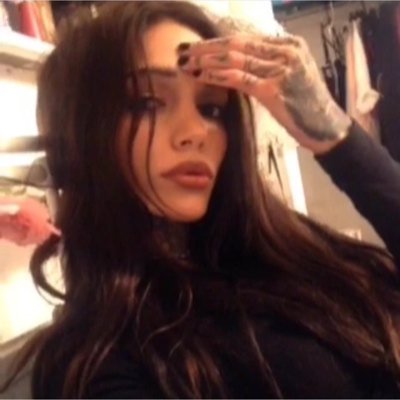 anarpgbjh's profile picture. let me be your drug