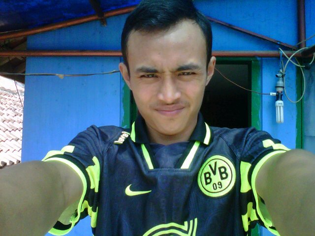 Borussia Dortmund. || akun ini jarang di buka. invite 5EB7177F