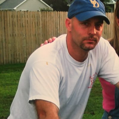 robporter710's profile picture. I love people