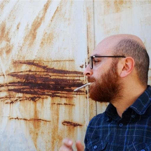 Dainocova è il progetto solista di Nicola Porceddu, Cantautore, batterista e sperimentatore.
Pop'n'roll/Art Folk/Canzoni