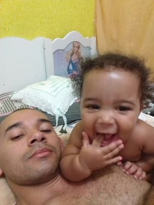 Não sou antipático. Apenas acho que não tenho a obrigação de rir para todo mundo.