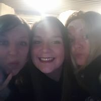 CarrieLoughran's profile picture. 