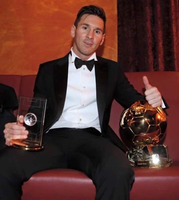Fcb
Messi
Nepaal 
 U can follow me on  @Gvatiz..