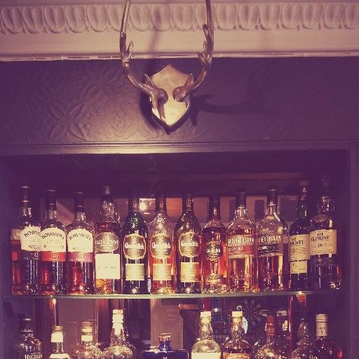 We are a traditional British bar in Edinburgh city centre. The perfect place to pop in for a drink or bite to eat Whilst in town. Live music every Saturday