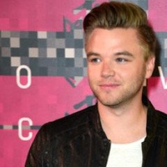 Brett Davern