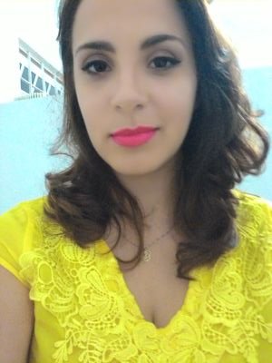 Química, professora, aspirante á perita criminal, cristã, vivendo um dia de cada vez.