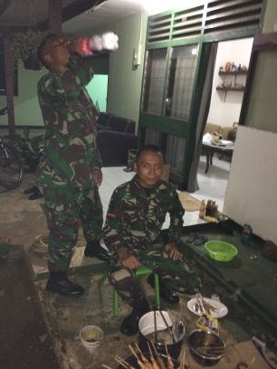 gw gak akan pernah mempermainkan wanita..karna wanita adalah kehormatan bagi gue