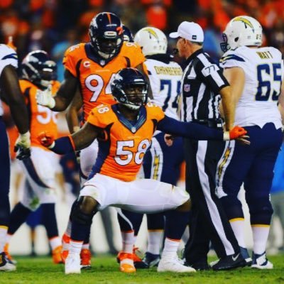 staticmurked's profile picture. Youtuber ☝️ Subscribe @SparKstorm Instagram: @tylerplederbrand Member or @sparKclan