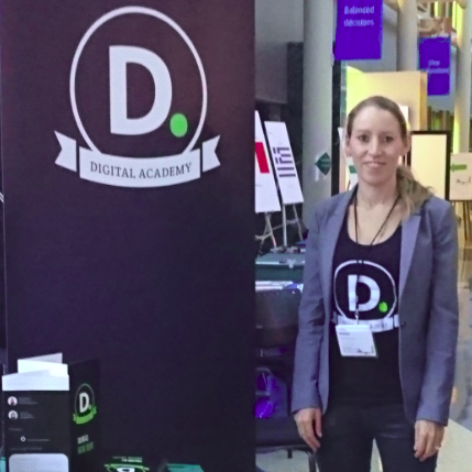 UXellie's profile picture. Deloitte Digital's Digital Academy Co-Founder | UX Manager | Wearables Evangelist