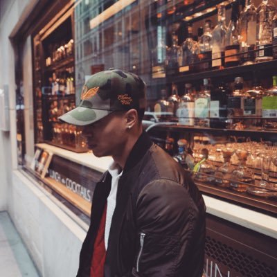 luxuriousdemand's profile picture. 