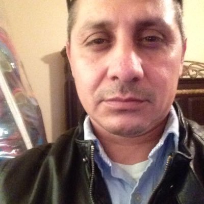 Robertothome3's profile picture. 