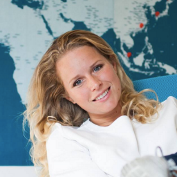 estherlynchhh's profile picture. Veterinarian