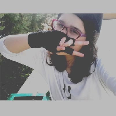 sois esa fuerza que necesitó para vivir. mrd✨
brown✨