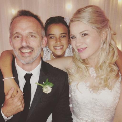 nixjsimpson's profile picture. Beauty product addict ;)