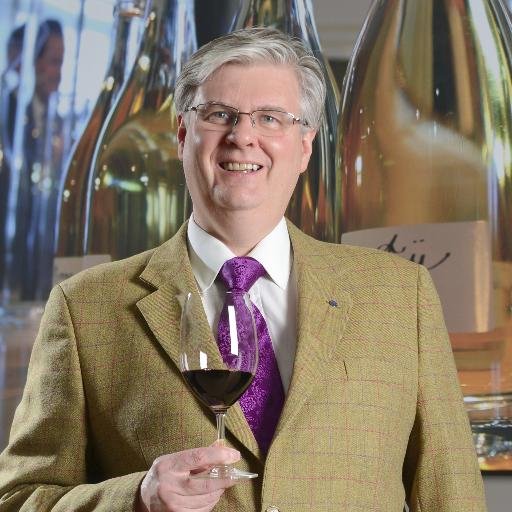 MD of Michelin Star @NorthcoteUK, @StaffordCollect Pride of Britain Member, 2016 Hotelier of the Year - bon vivant, true gourmand, husband to @HelenBancoft1