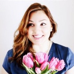 Canadian writer, lifestyle maven & everyday joy seeker. Creator of lifestyle & food blog, https://t.co/VeyFH8YvjI founded in 2011. Wife, mama, creative soul.
