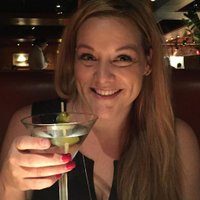 Annie Stefano (@einnaonafets) 's Twitter Profile Photo