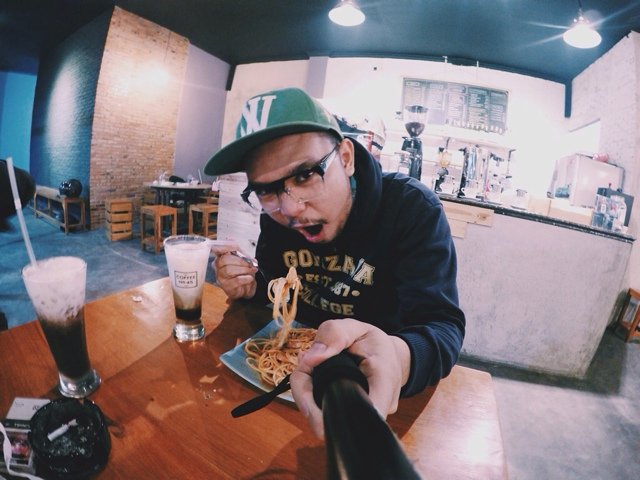 SoniHoppus's profile picture. Everyday Is Fun line & path : sonigeorges