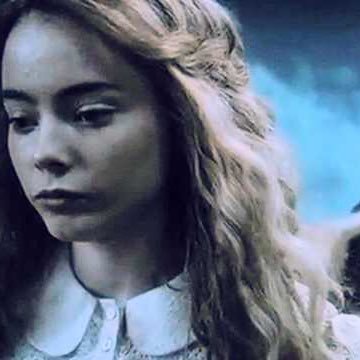 |My names Wendy and I never want to grow up|#OUaTrp|+18|Descriptive and Literate|