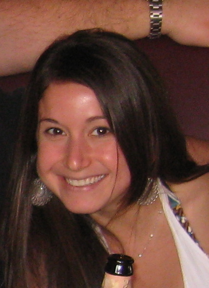 Editor @FoodNetwork, culinary school trained home cook, frequenter of restaurants. Opinions my own.
